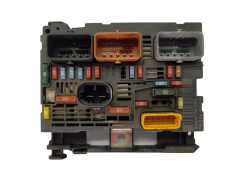 Calculateur BSM-R05-00 9664706280 PSA Delphi 19204 Calculateur BSM-R05-00 9664706280 PSA Delphi 19204