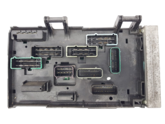 Boîtier Fusibles Chrysler 04748479AC Boîtier Fusibles Chrysler 04748479AC