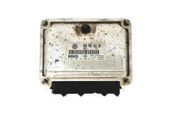 Calculateur 030906032BD 0261206767 VWBosch 24757