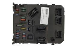 Calculateur BSI E02-00 S118085220C 9652474780 PSA Siemens 1370