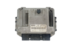 Calculateur 0281011549 8200310863 8200370779 Renault Bosch 37766