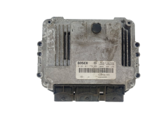Calculateur 0281011776 8200391966 8200386508 Renault Bosch 37737