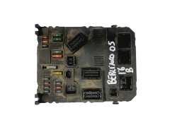 Calculateur BSI 9649627780 S118085320A PSA Siemens 34932