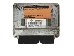 Calculateur 03D906032C 5WP40124 03 VW Siemens 18874