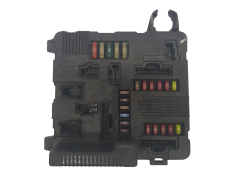 Calculateur Renault UPC X84 N2 8200306032B S118399200E Calculateur Renault UPC X84 N2 8200306032B S118399200E