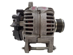 Alternateur Renault 231008578R 124425093 120A 1.5 DCI Bosch 1161 Alternateur Renault 231008578R 124425093 120A 1.5 DCI Bosch 1161
