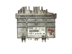 Calculateur 030906026R 0261203302 Volkswagen Bosch 24820