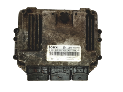 Calculateur Ecu Renault 0281013363 8200635663 Bosch 
