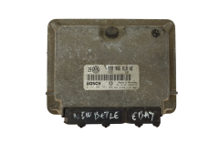 Calculateur 038906018AE 0281001851 VW Bosch 16161