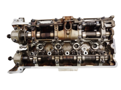 La Culasse BMW 7506390 750638809 4.4 N62B44A 