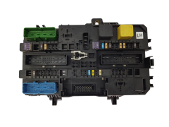 Boîtier Fusibles 13268286 5DK008669-24 Opel GM Hella 19999 Boîtier Fusibles 13268286 5DK008669-24 Opel GM Hella 19999