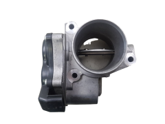 Boitier Papillon D’admission Renault 8200754913 H8200744823 1.9 DCI 1665