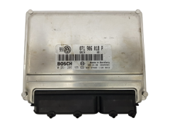 Calculateur VW 071906018P 0261206165 Bosch