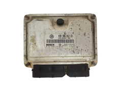 Calculateur 038906012CM 0281010379 VW Bosch 30704