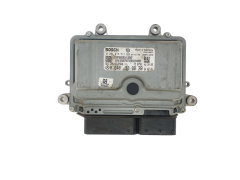 Calculateur A6401508879 0281013517 Mercedes  Bosch 41822