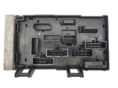 Boîtier Fusibles Chrysler 05144579AC 05144509AC 19616