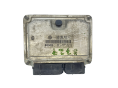 Calculateur 038906012CE 0281010257 Skoda Bosch 63487