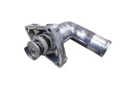 Boitier Thermostat D'eau moteur 21200JA10A 3.5 V6 Nissan Renault