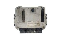Calculateur 0281012769 8200391966 8200558304 Renault Bosch 44695
