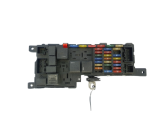 Boîtier Fusibles Volvo 518322326 8637841