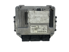 Calculateur 0281011549 8200391966 8200370779 Renault Bosch 50412