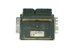 Calculateur MEC37-300 F2  XW Nissan Hitachi 32863