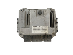 Calculateur 0281011776 8200391966 8200386508 Renault Bosch 39127