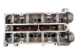 La Culasse Ford Fiesta 8A6G6090AA 1.25 La Culasse Ford Fiesta 8A6G6090AA 1.25