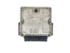 Calculateur Renault 0281011562 8200323120 8200362943 Bosch 47765