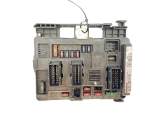 Calculateur BSM-B2 T118470002E 9643498980 PSA Siemens 59152 Calculateur BSM-B2 T118470002E 9643498980 PSA Siemens 59152