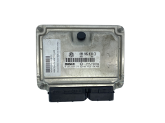 Calculateur 038906019CD 0281010218 VW Bosch 63459