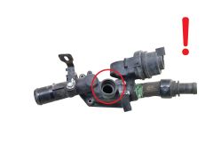 Boitier Thermostat D'eau moteur 110608431R 1.5 DCI Renault Mercedes