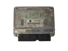 Calculateur 03E906033D 5WP40121 04 Seat Siemens 3727