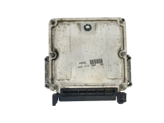 Calculateur PSA 0281010137 9635158480 28FM0152 Bosch 37077