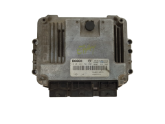 Calculateur 0281011549 8200310863 8200370779 Renault Bosch 16353