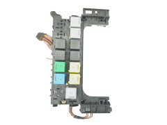 Boîtier Fusibles A1695450001 550000570 Mercedes 68755