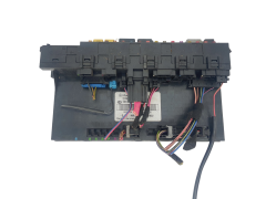 Calculateur 2095450701 5DK008486-11 Mercedes Hella 40359