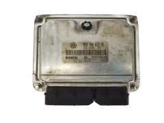 Calculateur 038906012CE 0281010257 Skoda Bosch 3377
