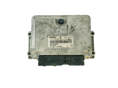Calculateur 55185365 0281010332  Alfa Romeo 33471
