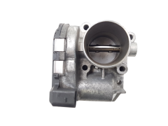 Boitier Papillon D’admission Renault 8200330810 --E 0281002681 H8200330812 3677
