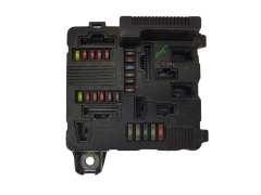 Calculateur UPC X84 N3 8200306033C S118399300L Renault Siemens 2274 Calculateur UPC X84 N3 8200306033C S118399300L Renault Siemens 2274