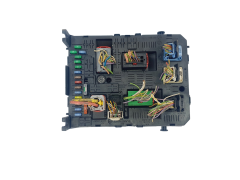 Calculateur BSI04EV K04-00 9664059080 PSA 40138
