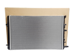 Radiateur Refroidissement Moteur Nouvelle Original Renault 1.5 DCI 214109155R