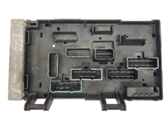 Boîtier Fusibles Chrysler 05144580AB 05144508AB 19612
