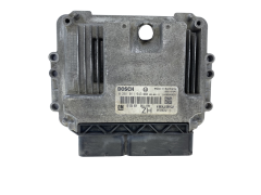 Calculateur Opel 0281011943 55556829 8973785712 Bosch GM Isuzu 49689