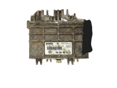 Calculateur 030906026AC 0261203744 Volkswagen Bosch 24727