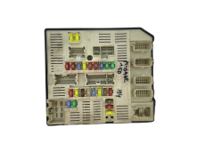 Calculateur USM BD95 L3 Renault 519332E01 284B65817R 59167 Calculateur USM BD95 L3 Renault 519332E01 284B65817R 59167