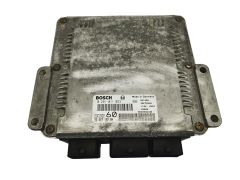 Calculateur 0281011033 9646719280 28FM0000 PSA Lancia Bosch 68531