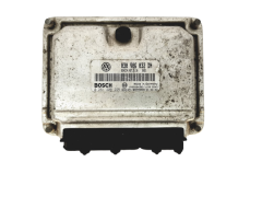 Calculateur 0261208225 030906032DN Volkswagen Bosch Calculateur 0261208225 030906032DN Volkswagen Bosch