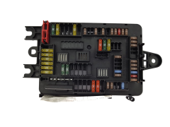 Boîtier Fusibles 926111102 19178.000.001 BMW 19054